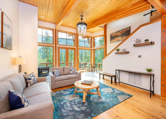 Sleeping Lady Mountain Resort & Spa